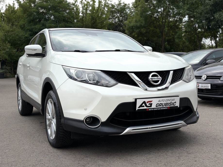 Nissan Qashqai 1,6 dCi 360 *Servisna* *Nove gume* *Jamstvo* 2014 - rabljeno vozilo