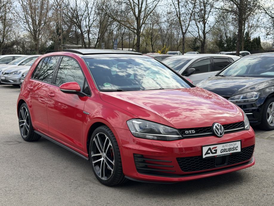 VW Golf 7 2,0 GTD *Radar* *Kamera* *Veliki servis!* 2014 - rabljeno vozilo