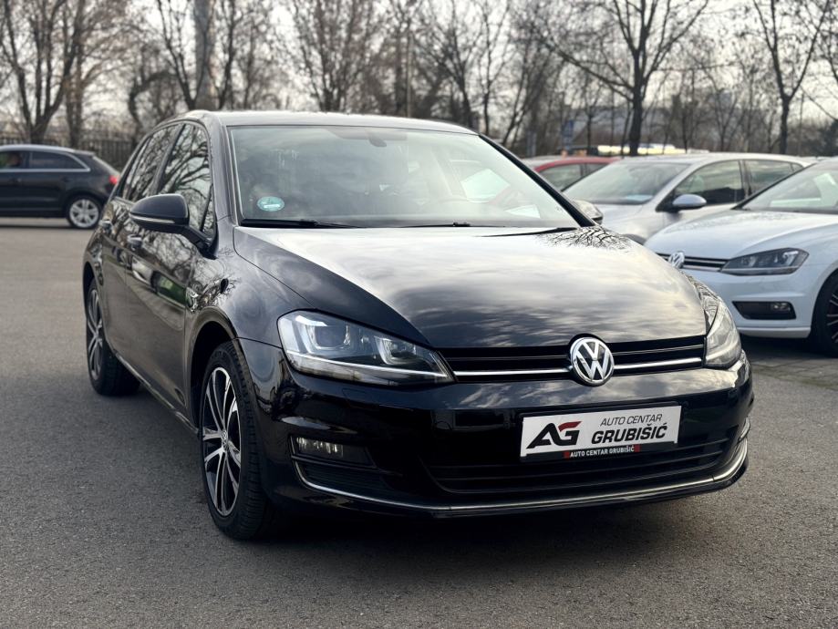 VW Golf 7 2,0 TDI DSG *Automatik* *Webasto* *Bi-Xenon* *Servisna VW* 2015 - rabljeno vozilo